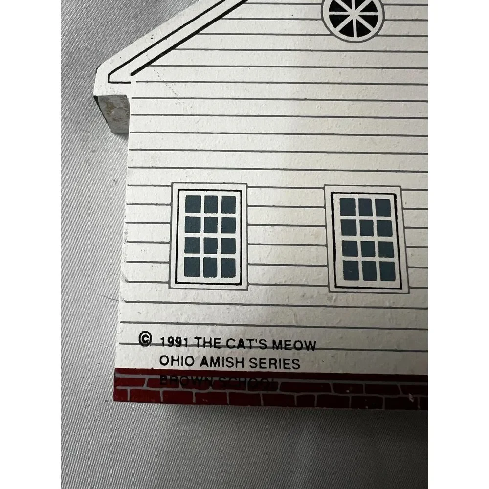 Cat's Meow Wood Village Ohio Amish‎ Series Brown School Schoolhouse 1991 Shelf